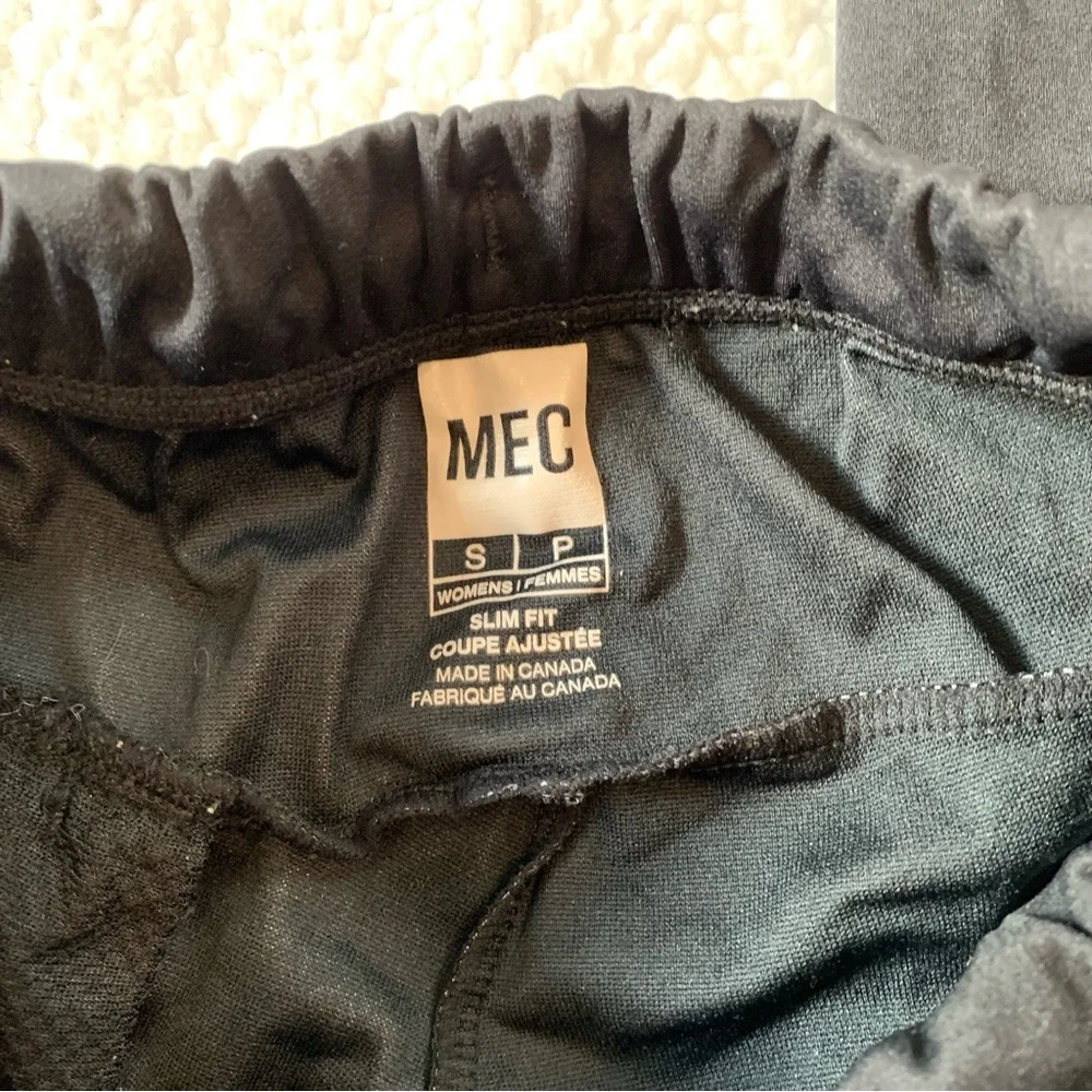 MEC Slim Fit Black Joggers - Picture 3 of 10